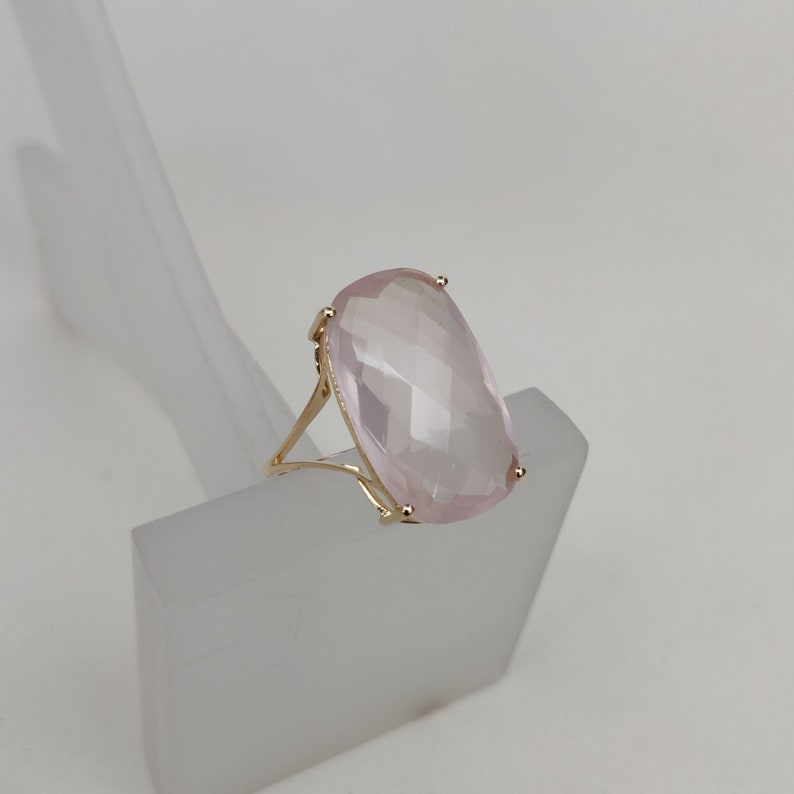 Natural Rose Quartz Ring Gift for her Bridesmaids/' and alternative Engagement Ring 14K Yellow Solid Gold Gemstone Ring