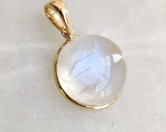 Natural Rainbow Moonstone Pendant, 14K Solid Yellow Gold Pendant, June Birthstone Pendant, Bezel Pendant, Moonstone Jewelry, Christmas Gift