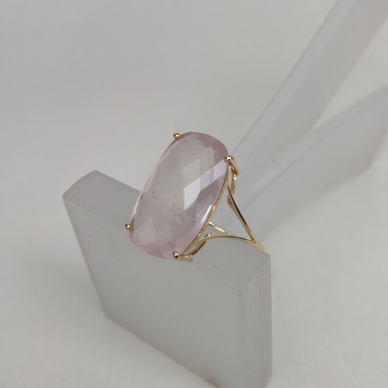 Natural Rose Quartz Ring Gift for her Bridesmaids/' and alternative Engagement Ring 14K Yellow Solid Gold Gemstone Ring