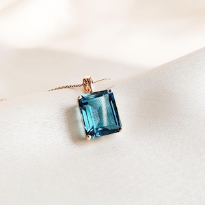 Natural London Blue Topaz Pendant, 14K Solid Yellow Gold Blue Topaz Pendant, December Birthstone, Christmas Present, Blue Topaz Jewelry