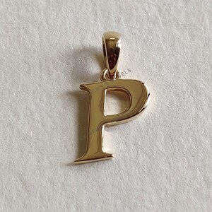 Colgante con la inicial P en oro de 14 quilates, colgante con dije de la inicial P en oro amarillo macizo, colgante con dije de oro, colgante con la letra P, regalo de cumpleaños, colgante con letra