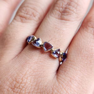 Natuurlijke tanzaniet-ring, 14K massief geelgouden tanzaniet-ring, geboortesteen december, ring Eternity triljoen vorm, kerstcadeau