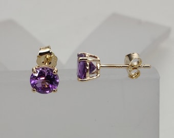 14k Yellow Gold Purple Amethyst Earring, Natural Purple Amethyst Studs Earrings, Purple Amethyst Jewelry, Round Studs, February birthstone