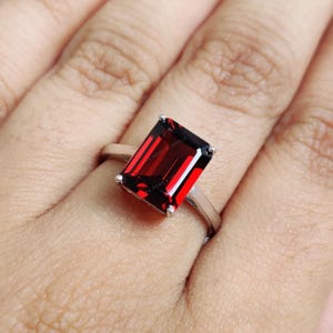 Natural Garnet Ring, 14K Solid White Gold Garnet Ring, January Birthstone Ring, Dainty Ring, Christmas Present, Natural Garnet Jewelry