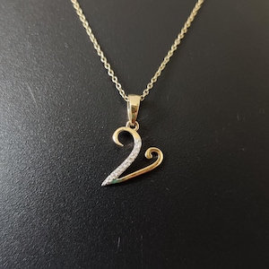 Colgante con inicial V en oro de 14 quilates, colgante con inicial V en oro amarillo macizo, colgante con dije de diamante natural, colgante con diamantes en racimo, regalo de cumpleaños