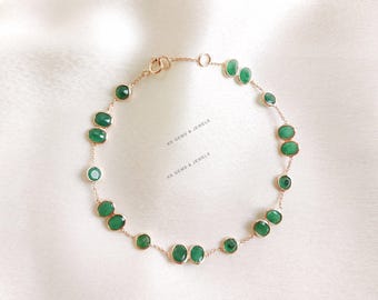 Pulsera de oro macizo de 14 quilates con esmeralda natural, piedra natal de mayo