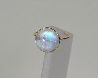 Rainbow Moonstone 14k Solid Gold Rings, Rainbow Moonstone Gemstone Rings in Authentic Yellow Gold, Gifts for Her.