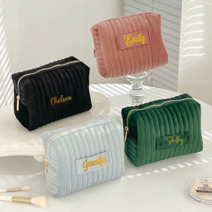 Personalisierte Wildleder Make-up Tasche, Benutzerdefinierte Samt Kosmetiktasche, Reise Kulturtasche, Brautjungfer Geschenk, Valentinstag Geschenk für Sie
