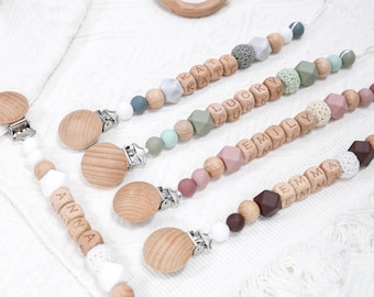 Personalized Pacifier Clip/ Custom Baby shower Gift/ Babygirl Binky Holder/ Wooden Babyboy Dummy Chain/ Silicone Pacifier Clip/ Newborn Gift