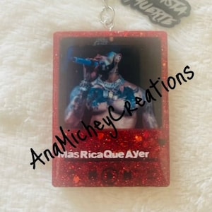 Anuel AA Keychain Mas Rica