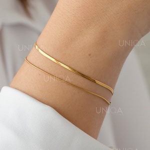 18K Gold Snake armband, visgraat kettingarmband, sierlijke gouden armband, platte kettingarmband, stapelarmband, cadeau voor haar afbeelding 4