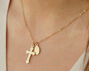 Collier croix en or 18 carats, collier croix fine, icône, cadeau personnalisé pour maman, cadeau de Noël