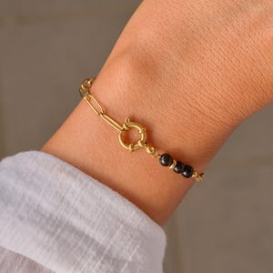 Pulsera de turmalina negra auténtica con cierre de palanca, cadena de acero inoxidable dorada, regalo minimalista de joyería con piedras preciosas.
