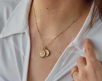 Disc Necklace Gold Initial Necklace Personalized Gift Simple Gold Gold Coin Necklace Circle Charm