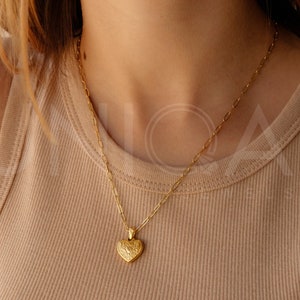 Gold Heart necklace,Love, Dainty gold necklace, paperclip chain necklace, big heart necklace