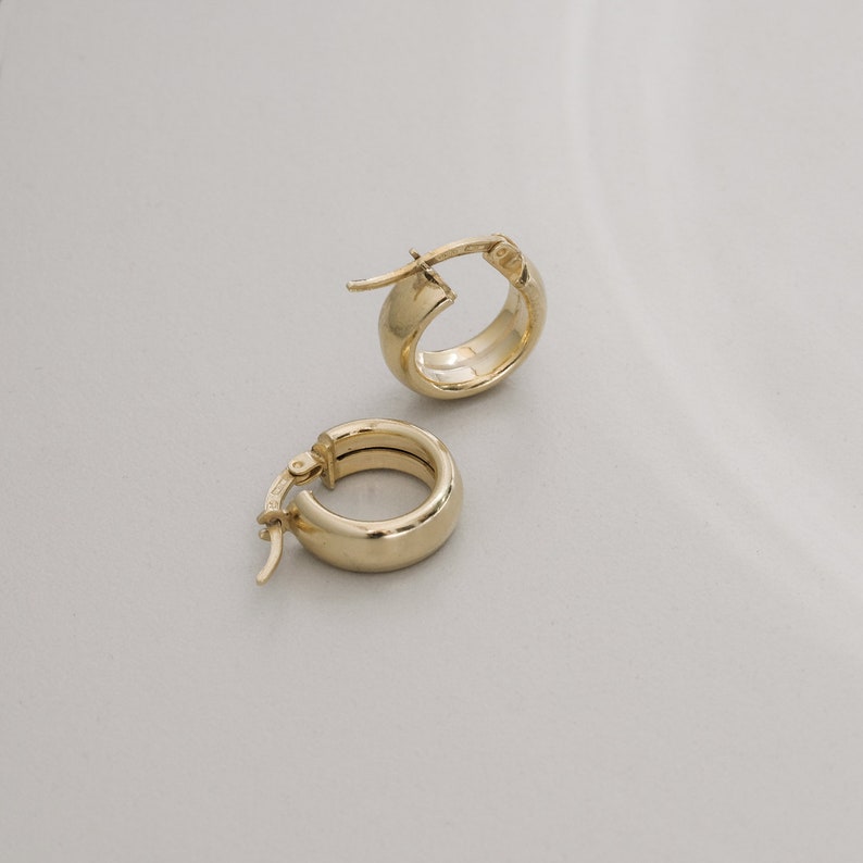 Small gold huggie hoops earring for women tiny silver delicate hoop earrings minimalist fashion gift ideas jewelry for her