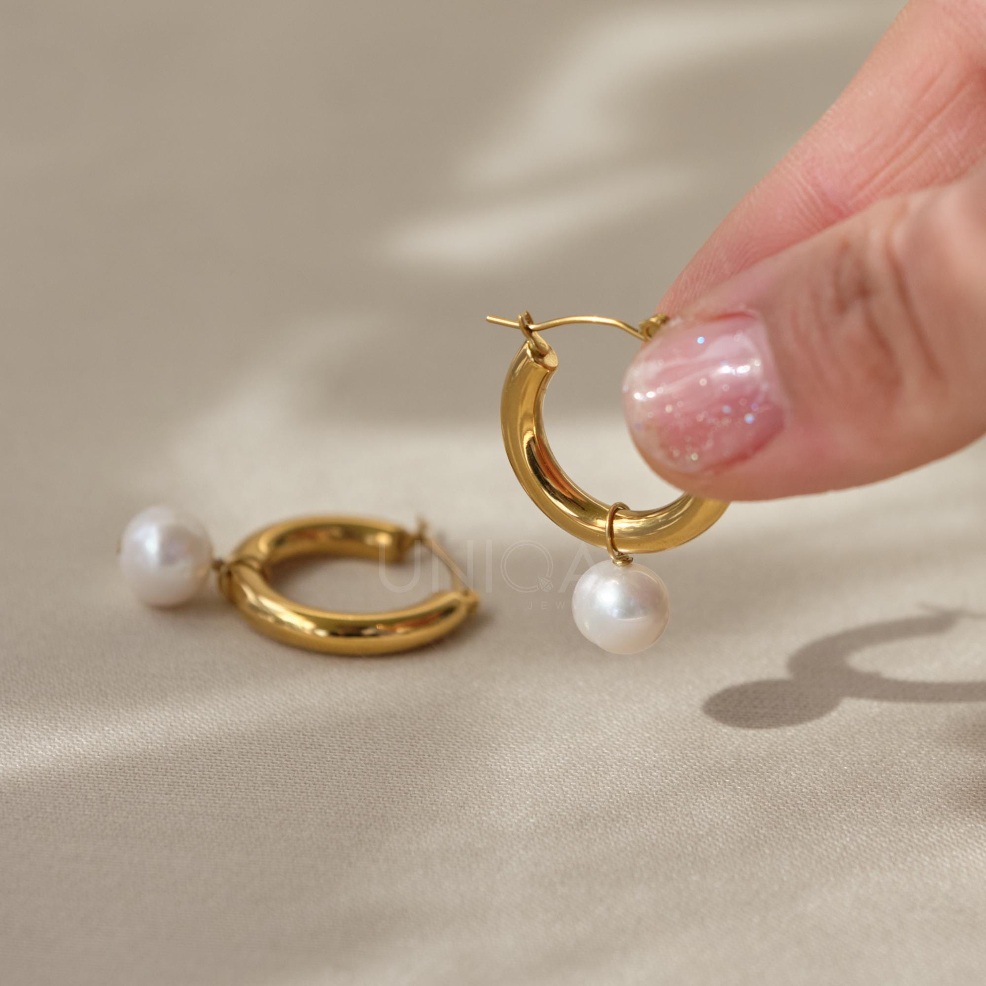Orecchini a cerchio con cuori - 35 mm - Acciaio inossidabile 316L dorato x2 - Perles & Co