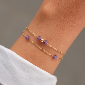 Amethyst Armband Gold, Februar Geburtsstein, lila Stein Schmuck, zierliche Doppelkette, minimal Armband Geschenk für sie, Stapel Stil