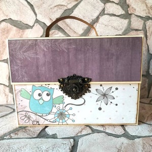 Classeur scrapbook accordéon en forme de valise réalisé à la main en carton, carton et papier, pour ranger documents, photos, souvenirs...