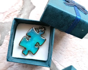 Handmade wooden and resin puzzle piece pendant, handmade wooden and resin puzzle pendant, women's accessory