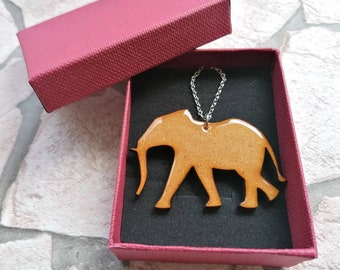 Colgante de elefante africano de madera y resina, colgante customizado étnico de madera y resina, collar de animal africano brillante