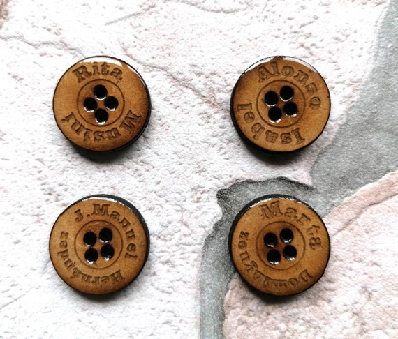 8 Botones con tu nombre grabado botones - Etsy España