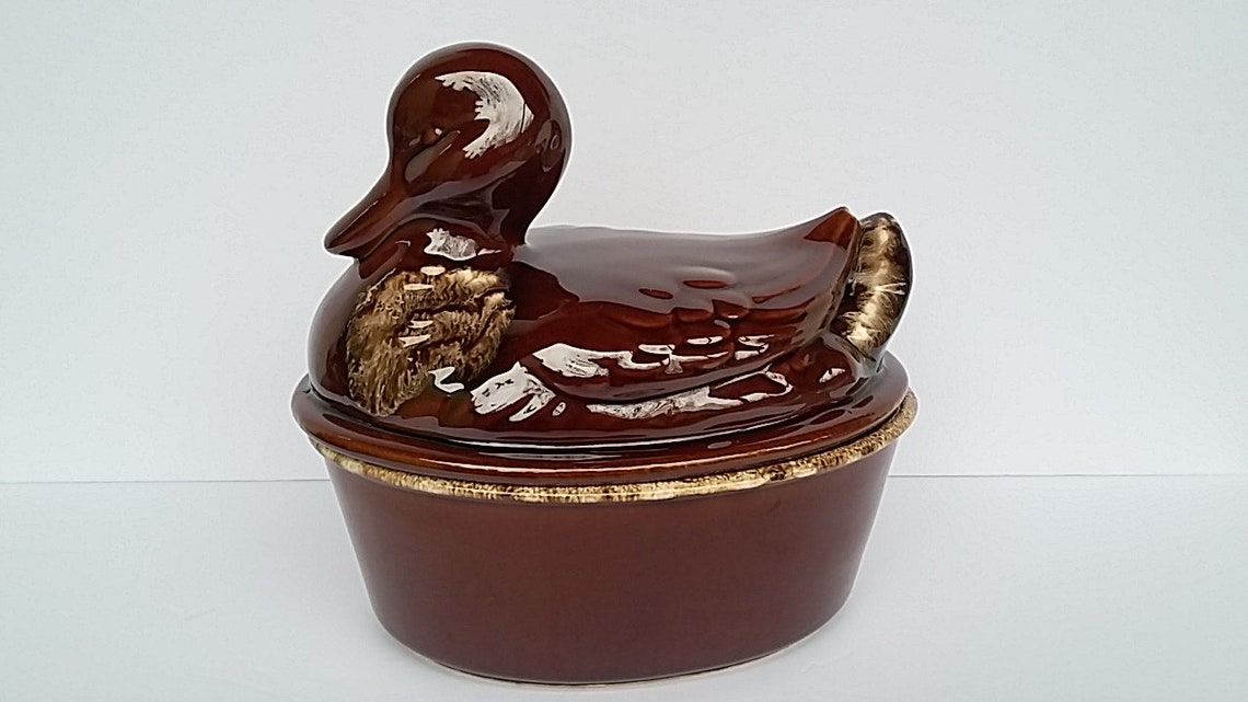 Vintage Hull Brown Drip Duck Casserole 1970's Hull Etsy
