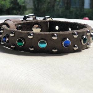 ブルー＆グリーンクリスタル付きカスタムレザー犬用首輪、宝石付き素朴なレザー犬用首輪 3/4インチ、小型犬用首輪、犬好きへのギフト