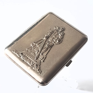 Custodia per sigarette vintage sovietica Memoriale di guerra sovietico Treptowold scatola portasigarette retrò portasigarette vintage Holder.Made in USSRer Park.
