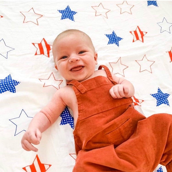 American Baby Muslin, Bamboo Cotton Muslin Swaddle, Stars and Stripes Muslin, USA Souvenir Scarf, Patriotic Newborn Muslin, New Mom Gift