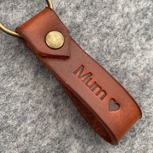 Personalised Leather Keychain, personalised leather 3rd anniversary gift, engraving gift, Personalised unique gift for Father's Day