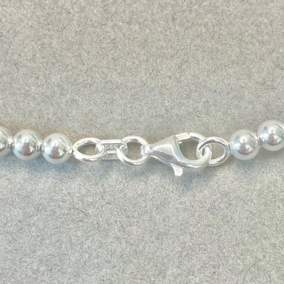 アクセサリー Silver Beaded Bracelet / Medium 925 Sterling Silver Beaded Stretch Bracelet - Kelly and Rose