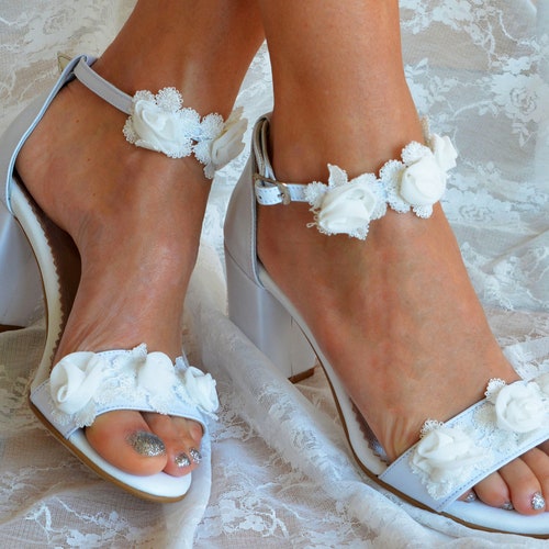 Block heel white leather wedding sandals, Handmade white leather heels, Bridal shops romantic heels, Wedding flower shoes, White heels ''Florence'