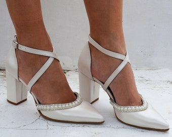 closed toe heels with strap