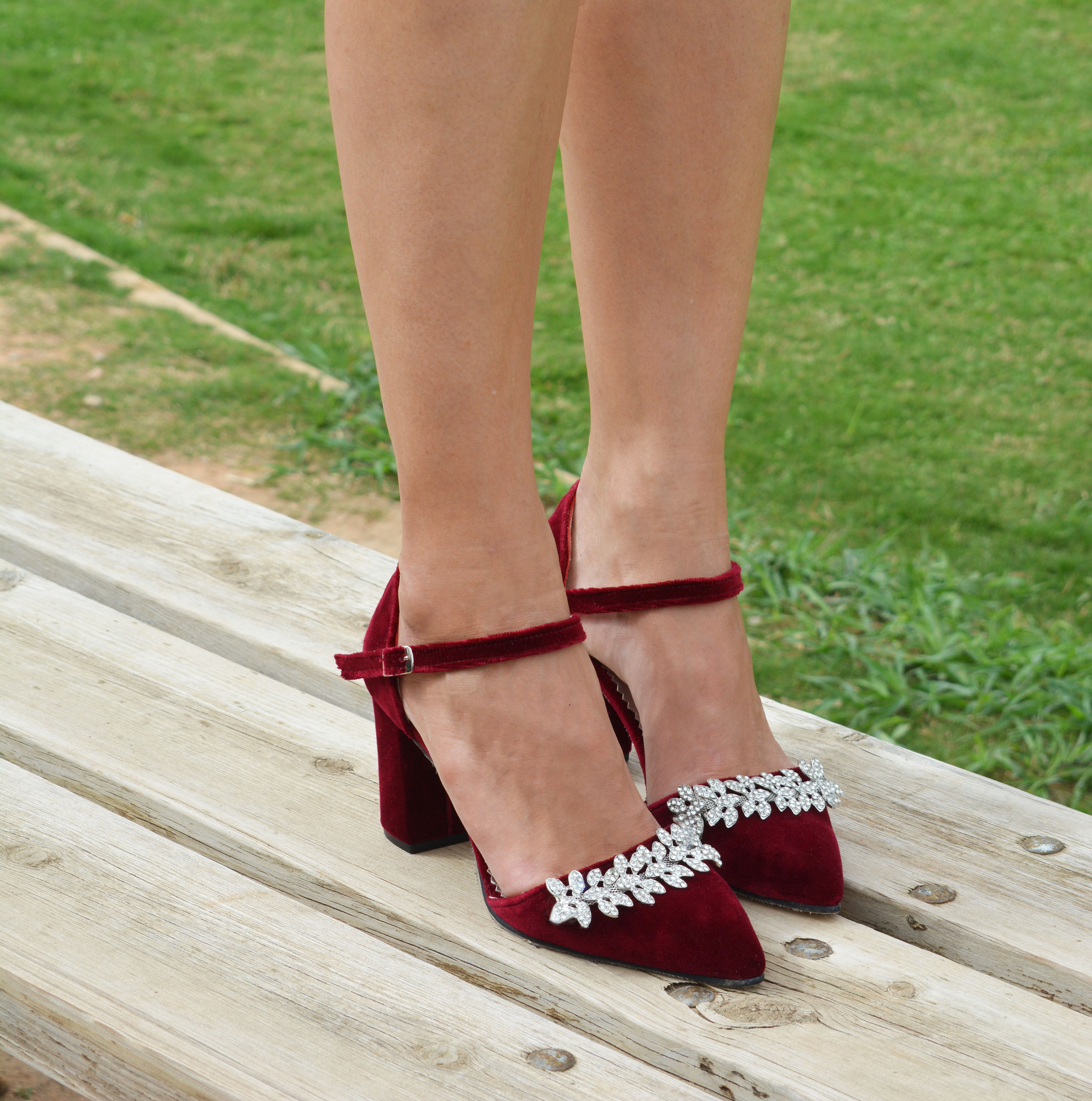 Uskyld Krudt kæde Velvet Block Heel Bridal Shoes Ruby Red Velvet Heels Deep - Etsy