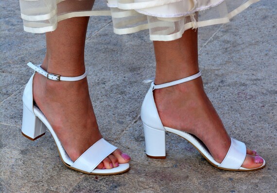 Blokhak wit lederen bruiloft sandalen wit leer lage hak - Etsy Nederland