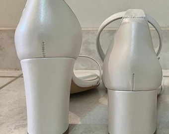 Block Heel Wedding Sandals/ Wedding Heels Organza Laces/ White