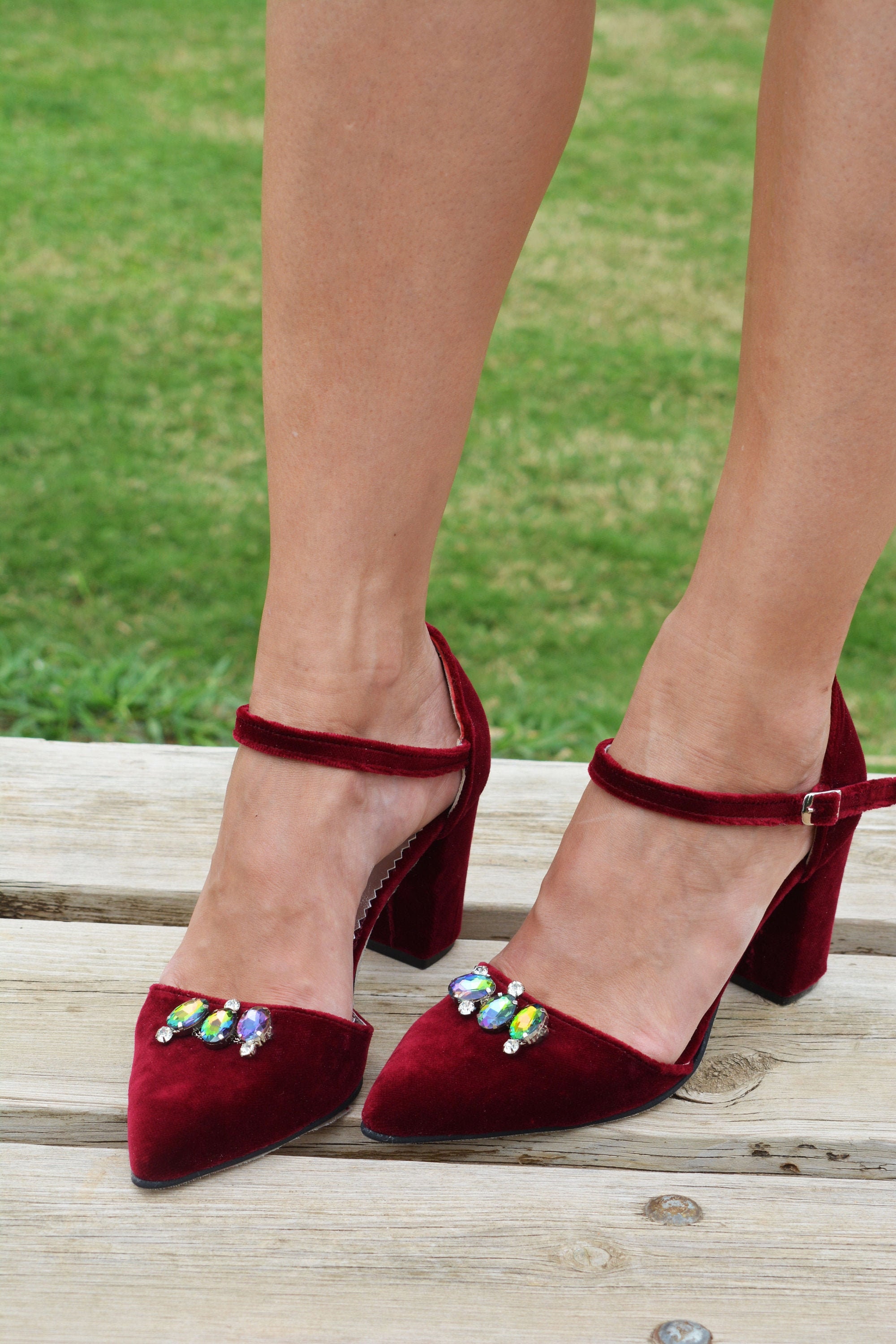 red wedding shoes for bride