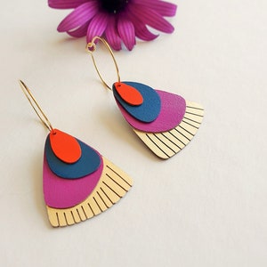 Marcello Western hoop earrings in Ultramarine color image 1