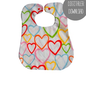 Könnte beinhalten: Ein weißes Baby-Lätzchen mit einem bunten Herzmuster in Rot, Orange, Gelb, Grün, Rosa und Blau. Das Lätzchen hat eine gebogene Form mit einer Halsöffnung und dem Text "DIGITALER DOWNLOAD" in einem grauen Kreis.