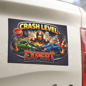 Imán de coche de nivel experto en choques / Escena de accidente de carreras, pulgar hacia arriba del conductor