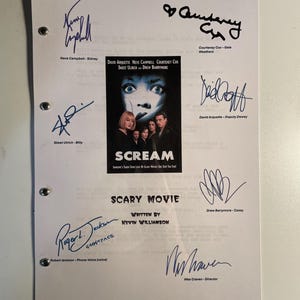 Scream 1 Movie Script Screenplay Gift for Film Gift for Movie Lovers Gift Idea Movie Memorabilia Gift for Friend Gift Ideas