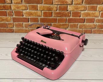 Pink Biser typewriter - Made in Yugoslavia