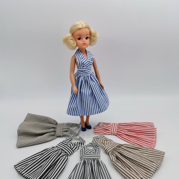 Kleid für Puppen wie Pedigree Sindy.