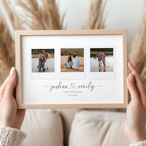 Personalisierter Valentinstag Fotodruck. Unser erstes Valentinstagsgeschenk. Paar Foto Poster. Paar benutzerdefinierte Wandkunst. Paar Geschenke für sie.