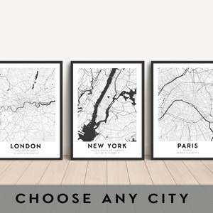 Impressions personnalisées de carte de la ville. Lot de 3 oeuvres d'art murales Destination de voyage. Affiches de Londres, New York ou Paris. Choisissez n'importe quelle capitale. Noir et blanc.