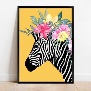 Lámina artística de cebra con flores tropicales. Arte mural ecléctico y maximalista. Retro botánico vintage naranja. Decoración moderna de animales de safari para baños.