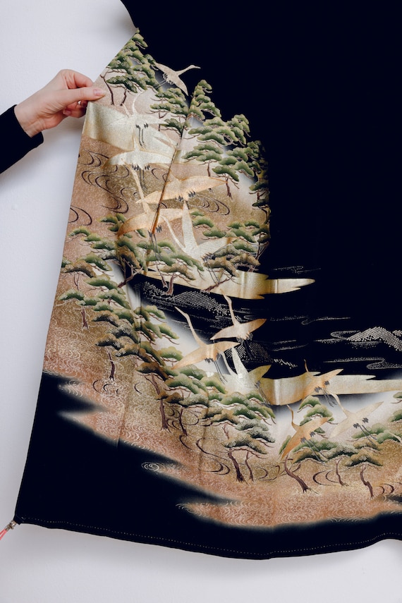 Kuro Tomesode Kimono with Artist Seal, Cranes & P… - image 7