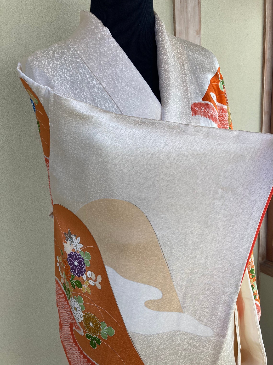 Japanese Vintage Silk Traditional Houmongi Kimono of Floral | Etsy