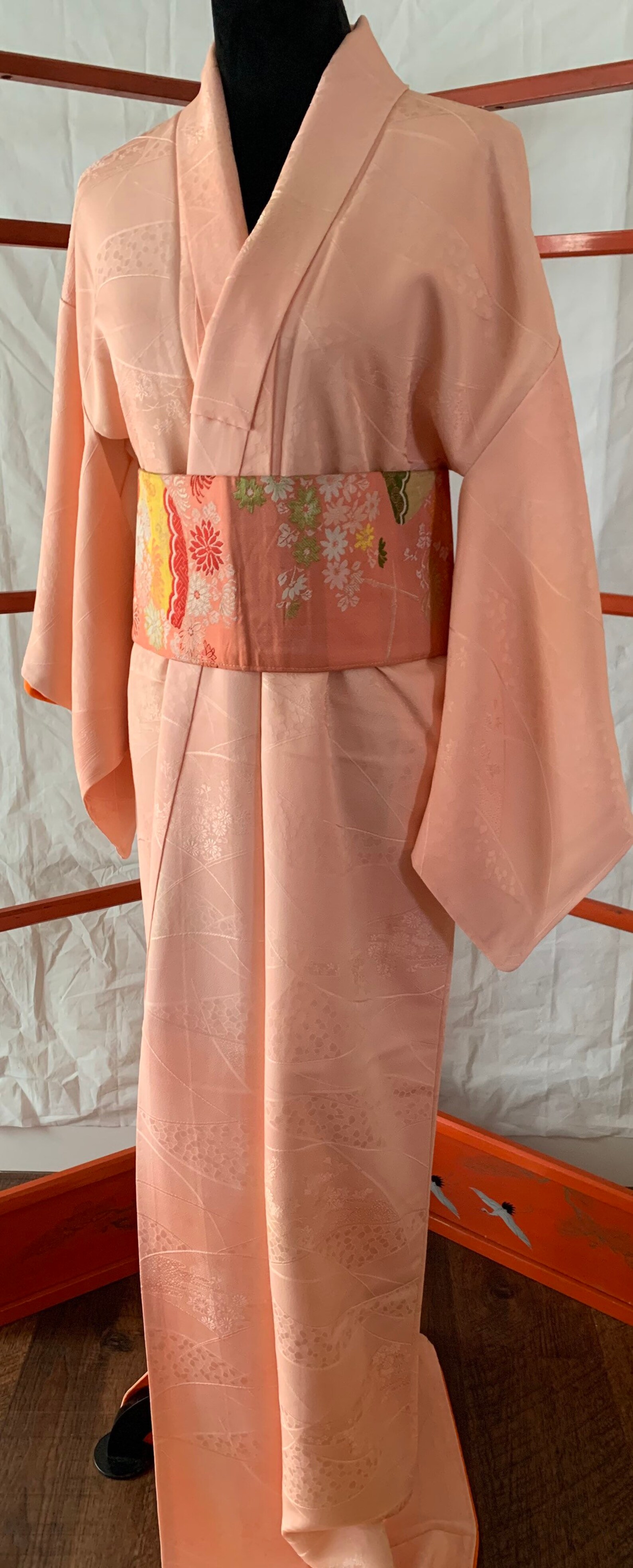Japanese Vintage Silk Traditional kimono of peach color | Etsy